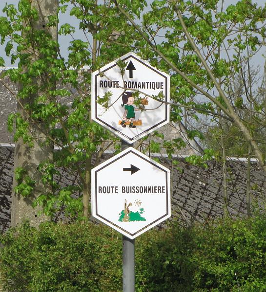 Routes du Muguet 1-5-2010.JPG